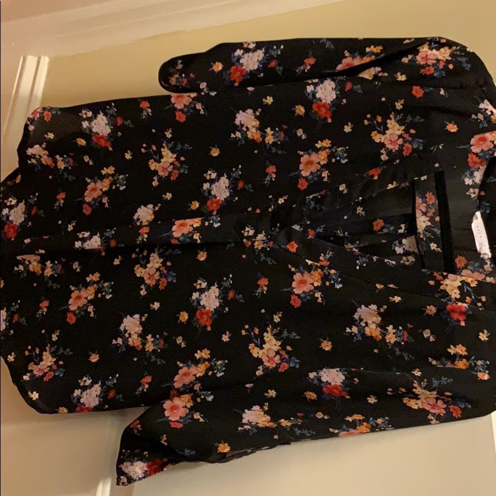 Flowery top